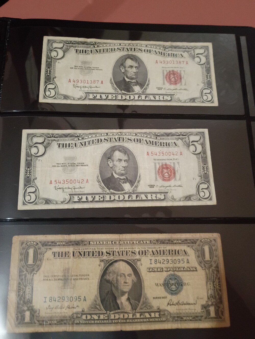 PAPER MONEY COLLECTION WITH BOOK 15 BILLS